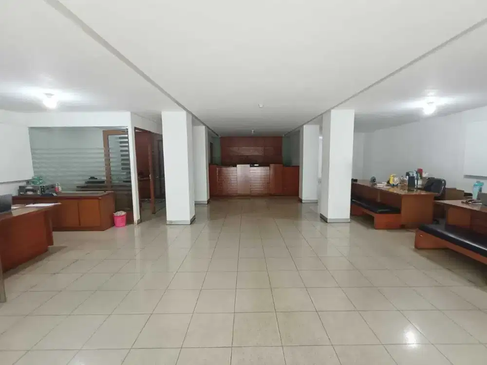 JUAL CEPAT GEDUNG KANTOR SUNTER 3 LANTAI, LOKASI STRATEGIS PARKIR LUAS