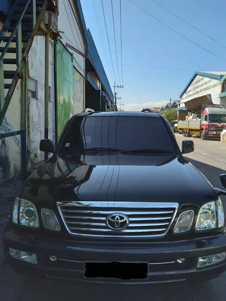 Land Cruiser Cygnus 2003 – SUV Mewah V8 4.7L, Mulus, Siap Pakai!