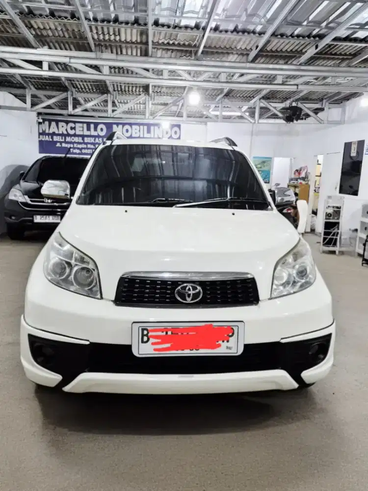 Tdp 3 jt Rush S TRD a/t 2014 ang 3,5