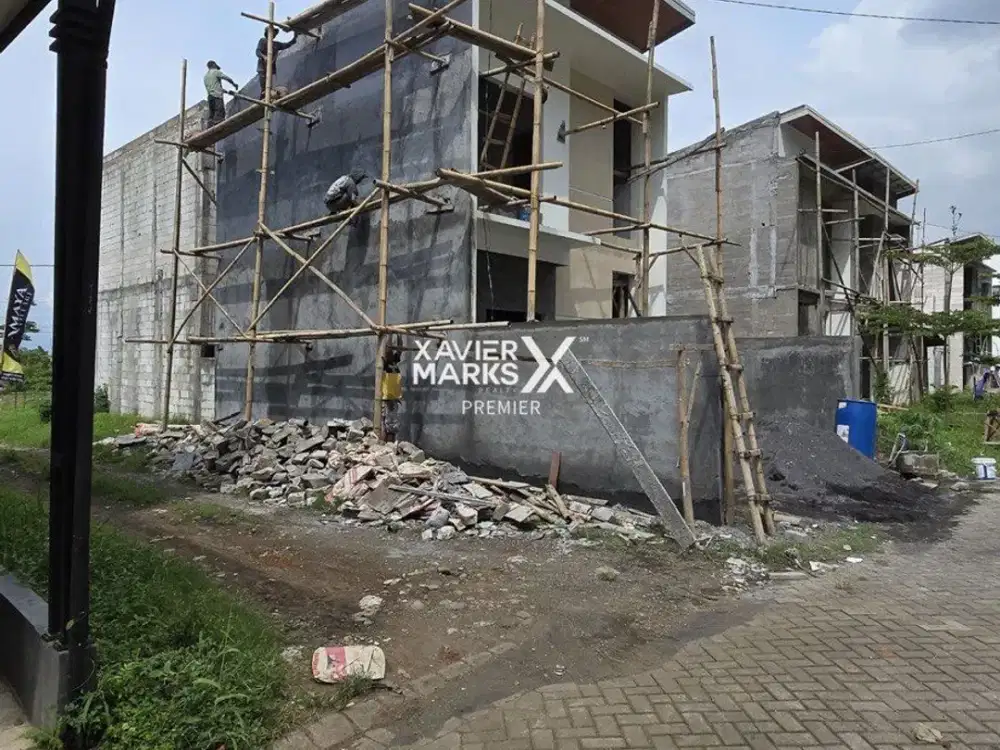 Rumah Proses Bangun Selangkah Exit Tol di Cemorokandang Kota Malang