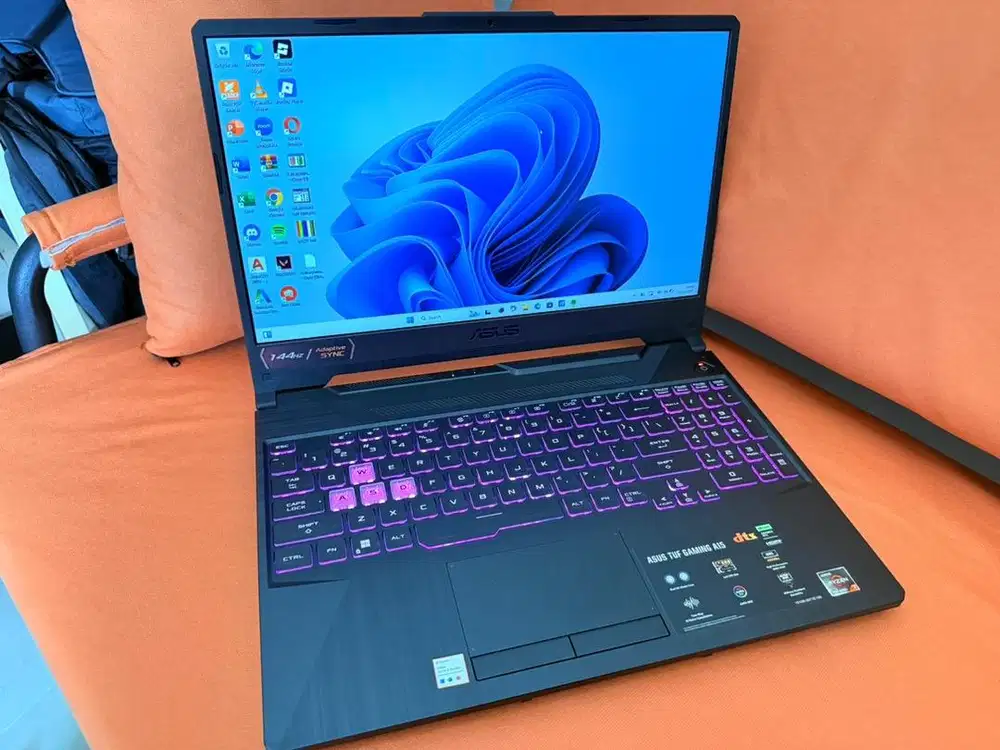 Laptop Gaming Asus TUF A15 Ryzen 7 7435H Nvidia RTX 3050