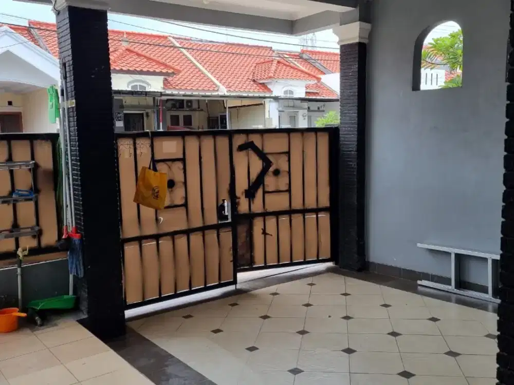 Dijual Murah Rumah 2 Lantai Luas 144m Cluster Taman Sari di Harapan Indah Bekasi