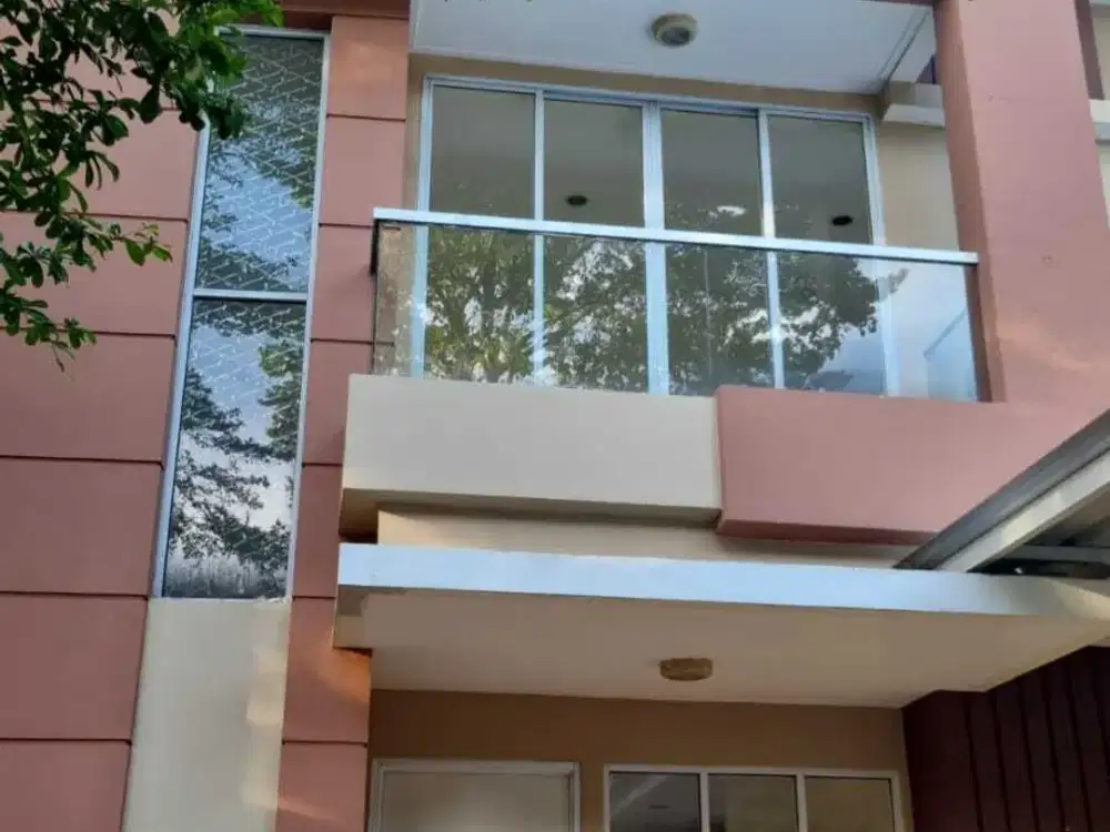 RUMAH DIJUAL DI RIVER VALLEY LEBAK BULUS JAKARTA SELATAN