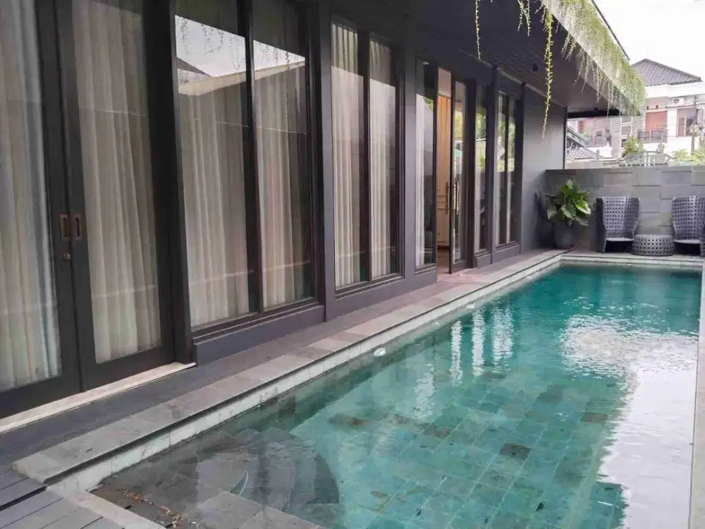 Rumah Mewah Elegan Dengan Kolam Renang Billymoon Duren Sawit