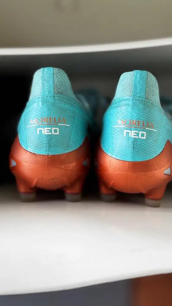Sepatu Sepak Bola Mizuno Morelia Neo Original