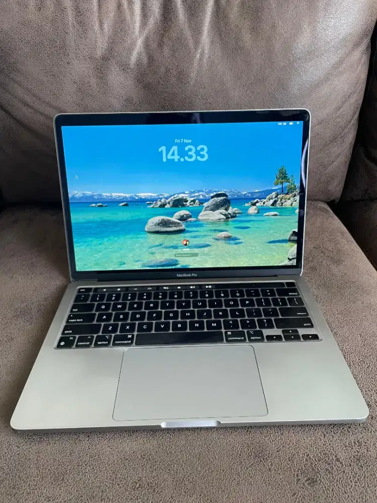 Macbook Pro M2 16/256