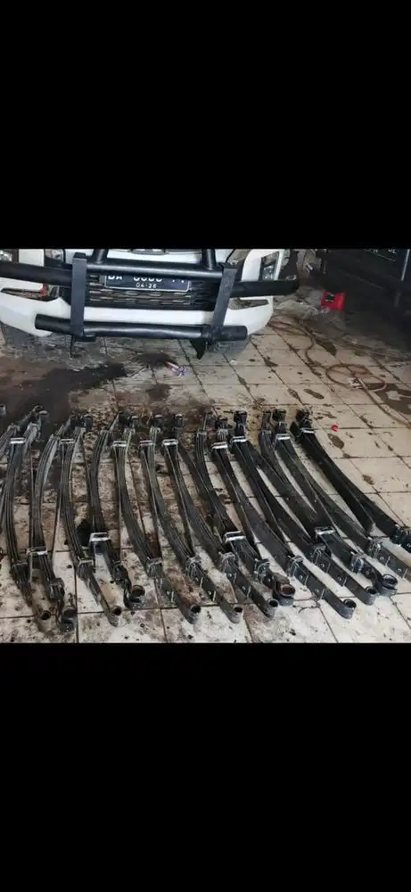 daun per triton 2015-2023 beli per set lengkap