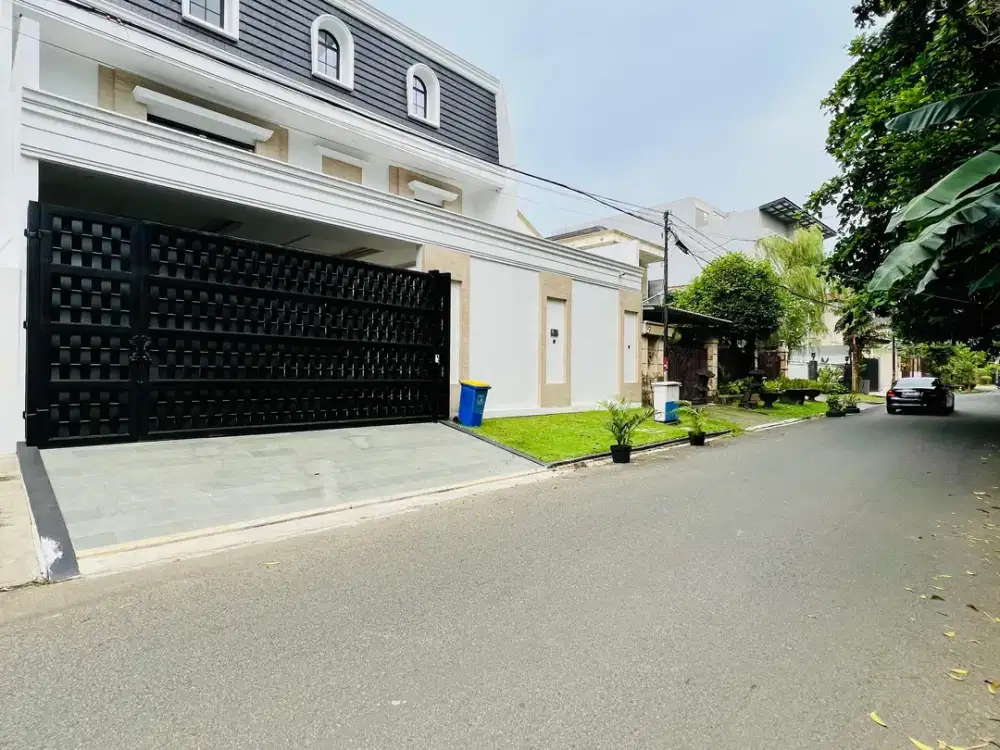 Dijual Rumah Full Furnish Ada Kolam Renang di Pondok Indah Jakarta