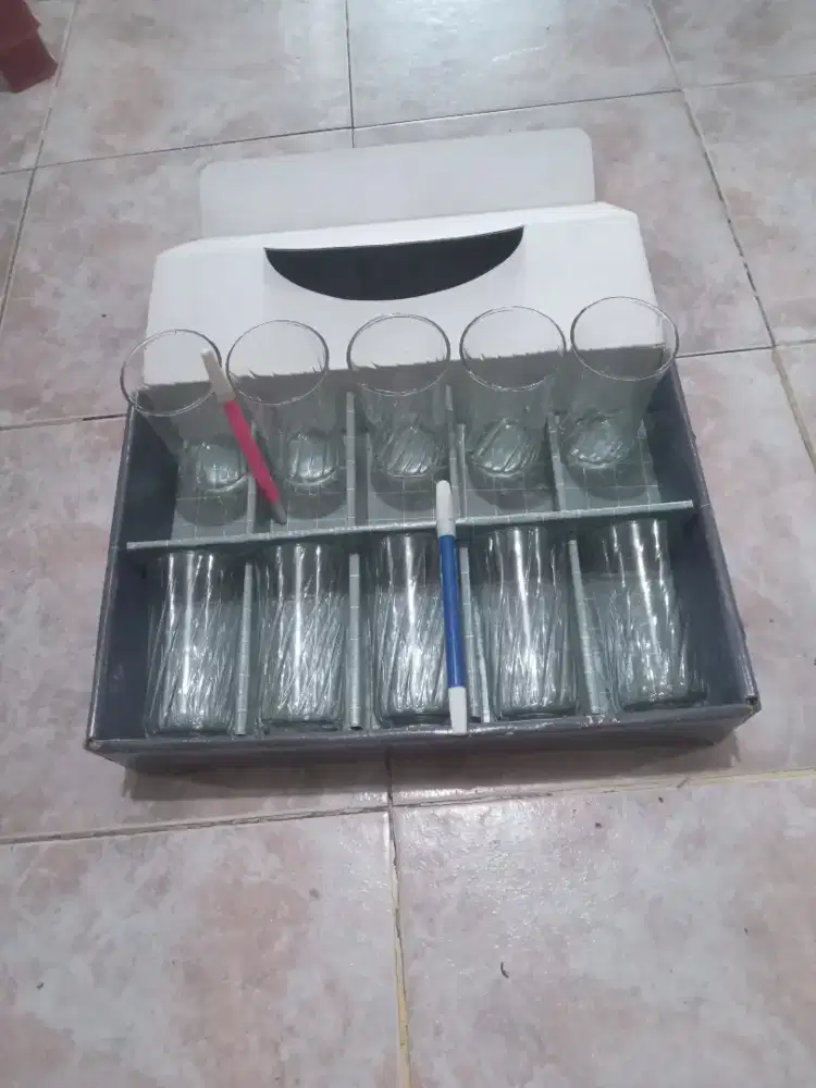 Gelas GiftSet (Baru)
Full set 10 Mewah