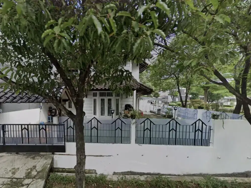 Rumah Strategis Posisi Hook di Sektor 5 Bintaro OM-17348