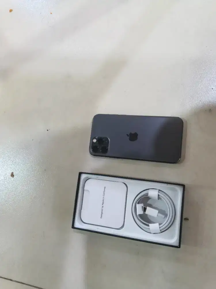 Iphone 11 128gb bersama baruu lTE