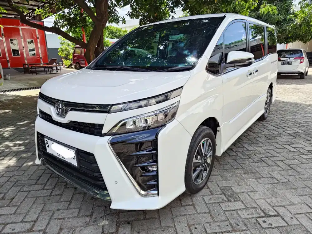 Dijual Toyota Voxy 2.0 AT 2020 tgn 1, service record