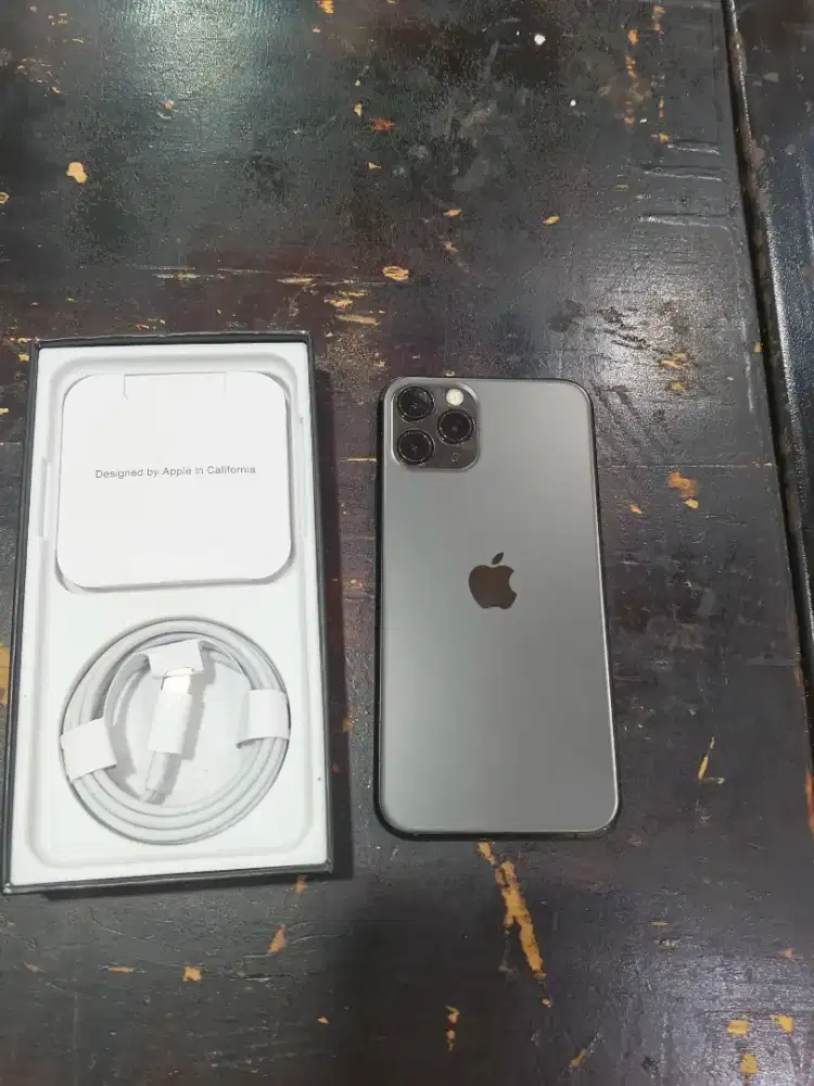 Iphone 11 pro 256gb sensasi apple baru