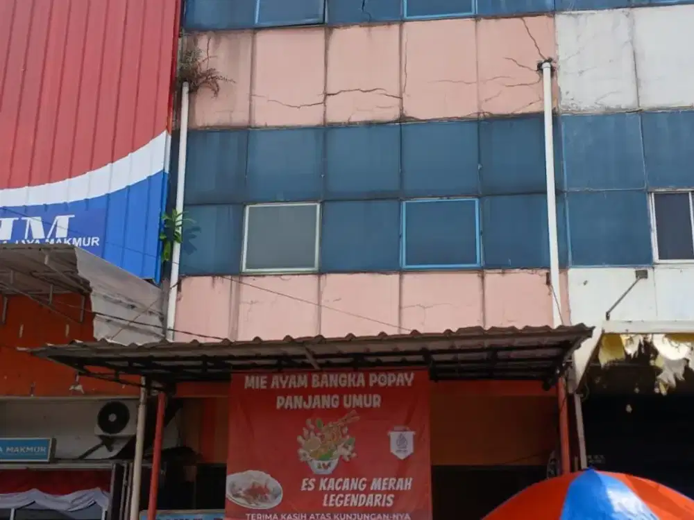 Ruko Strategis, dekat pusat kota bisnis. Nego sampai jadi