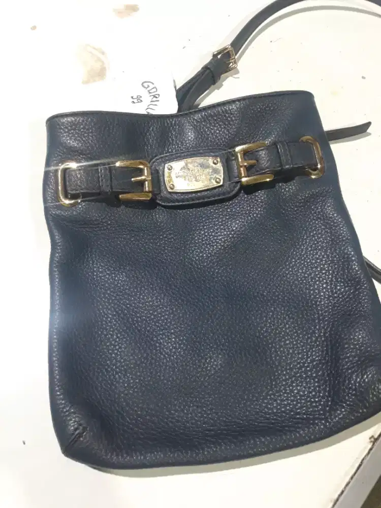 TAS WANITA TORRY BURC