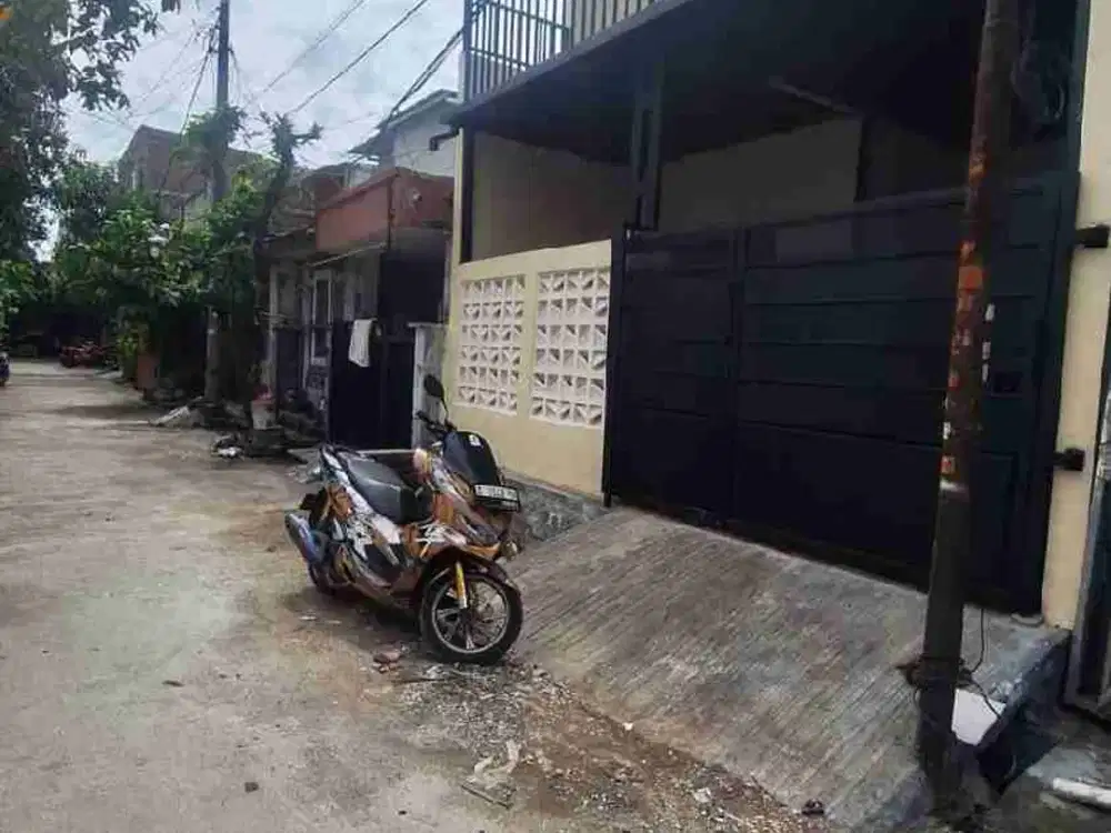 Rumah Dijual 2 Lantai di permata sepatan