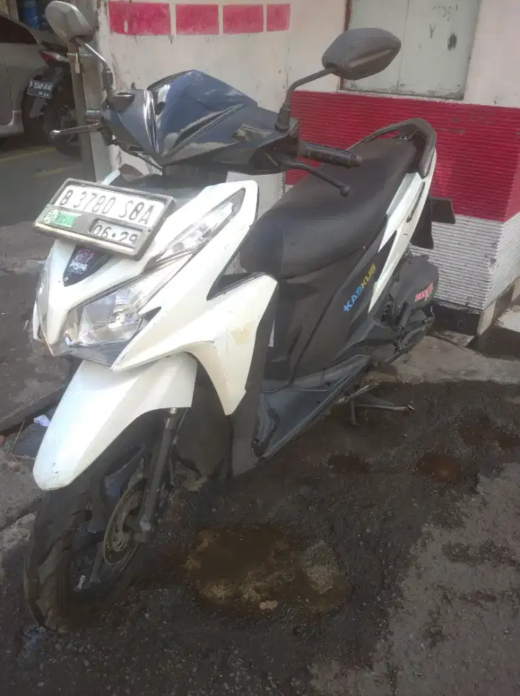 Motor second komplit