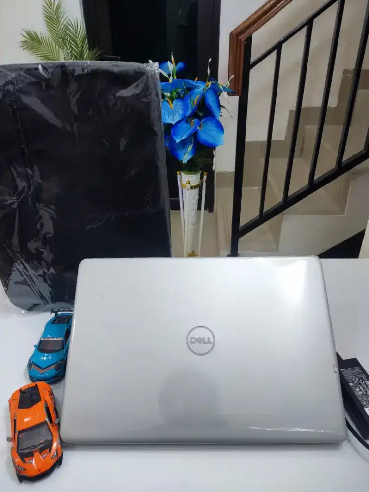 [DUAL VGA] Laptop Render Slim Dell 14 Vostro Ram 8Gb/Ssd 256Gb Ips!