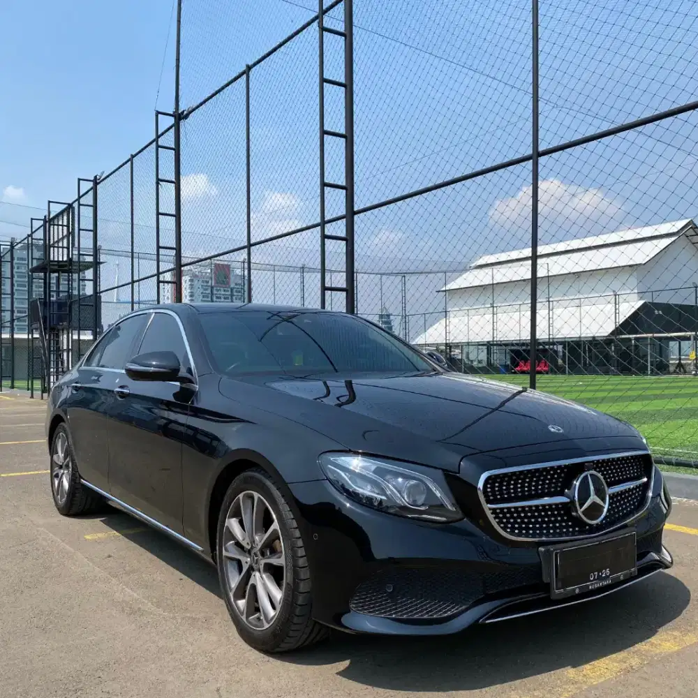 Mercedes Benz E250 AMG Tahun 2019