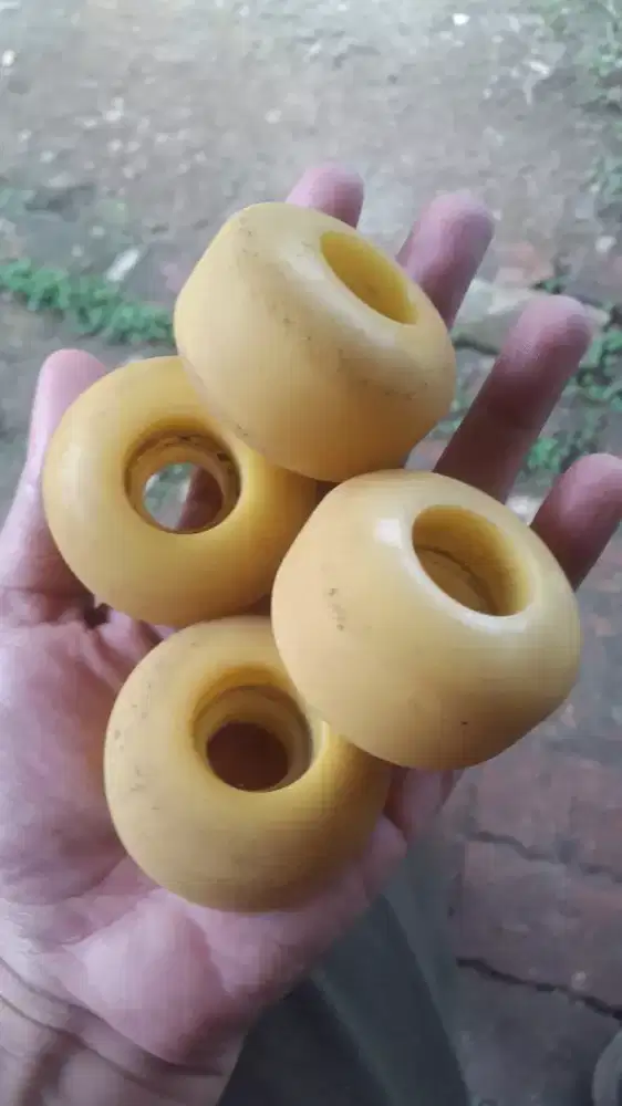 Wheels blank size 50 x 30 mm bekas