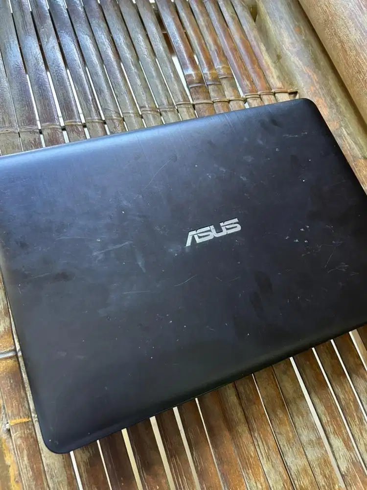 laptop azus x441B amd a4 ram 8 ssd 1tb