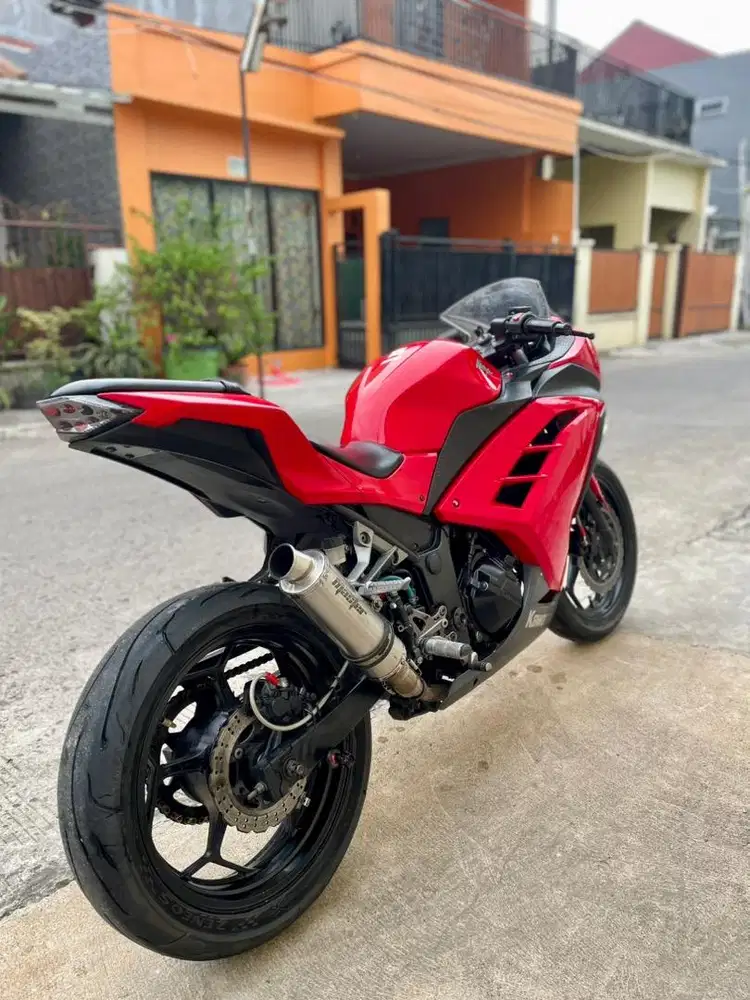 kawasaki ninja 250FI 2015