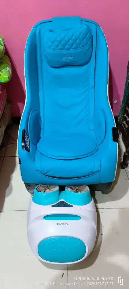 D jual kursi pijat advance..