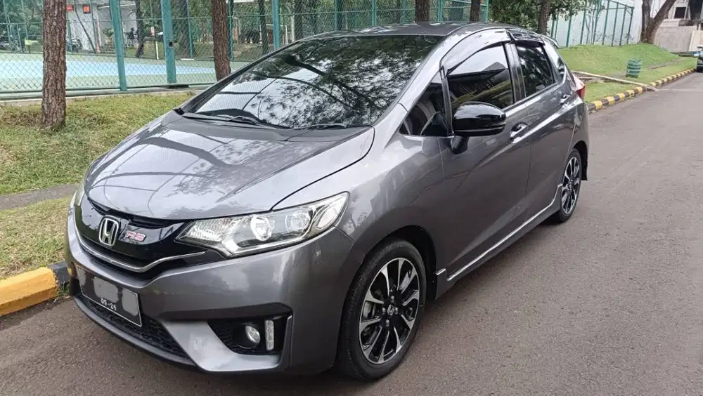 HONDA JAZZ 2016 RS 1.5 CVT  ABU2 Terawat Service Record
