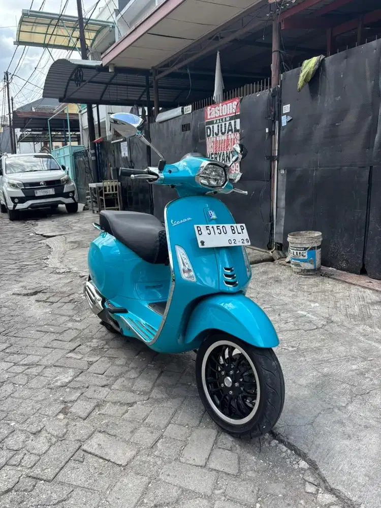 Vespa sprint iget abs 150