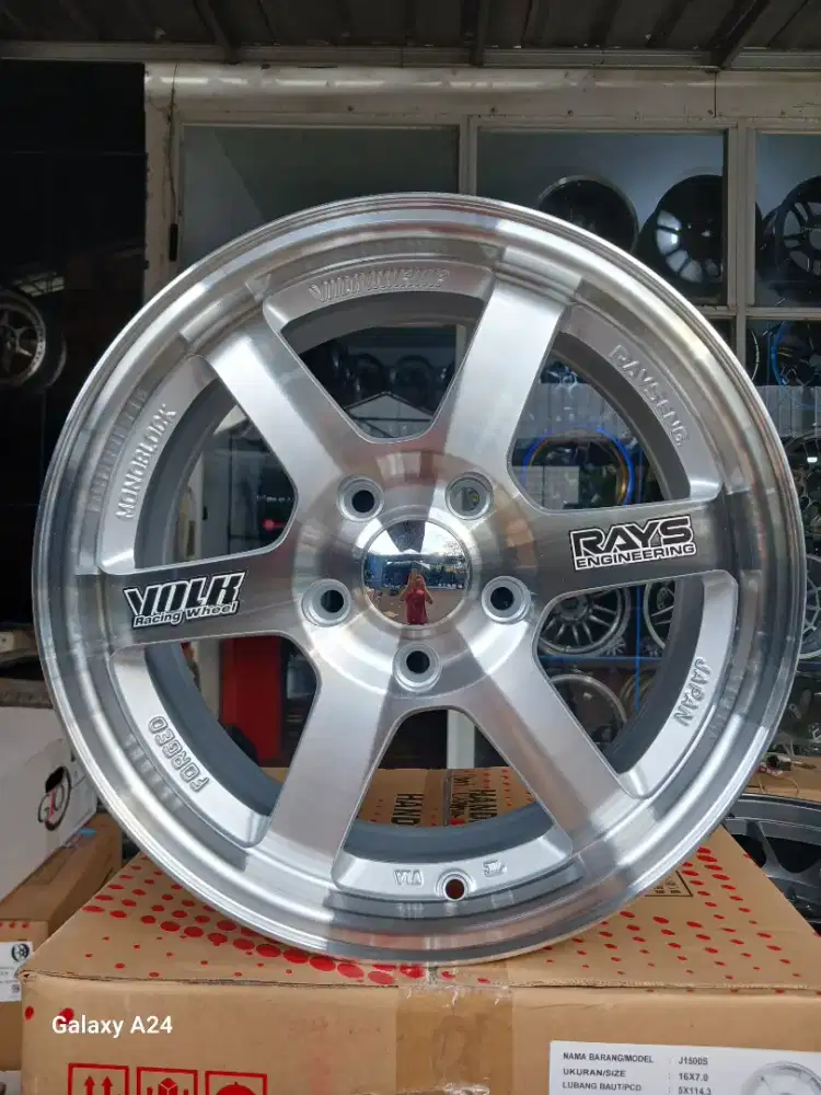 Velg te37 ring 16 lebar 7pcd 5x114,3 ET 38 ertiga apv
