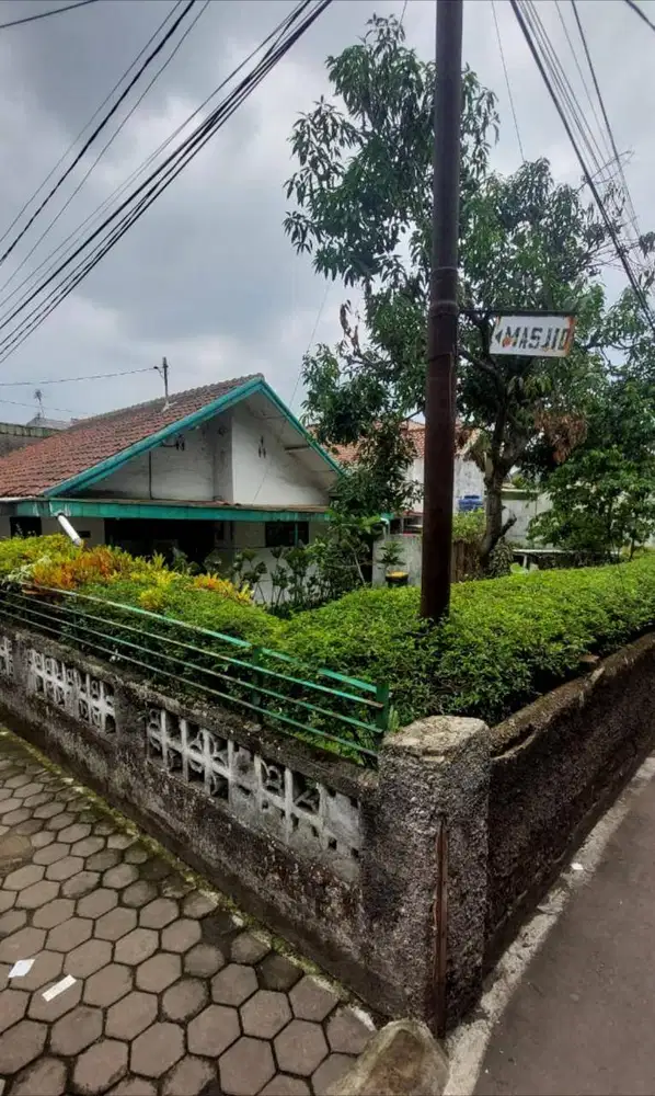 RUMAH DIJUAL di Bandung Lokasi  Strategis