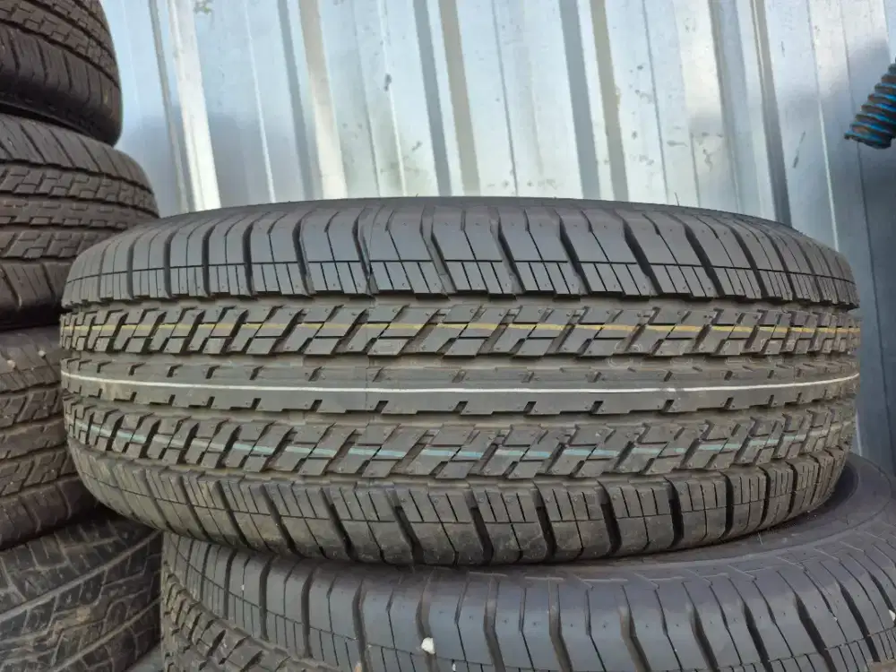 Ban Mobil merk Bridgestone R16