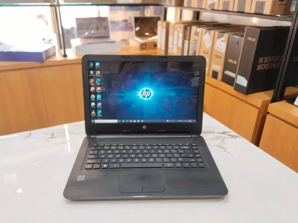 HARGA MURAH!! HP 240 G5 CORE I3-6006U/RAM 4GB/SSD 128GB/PEFORMA OK