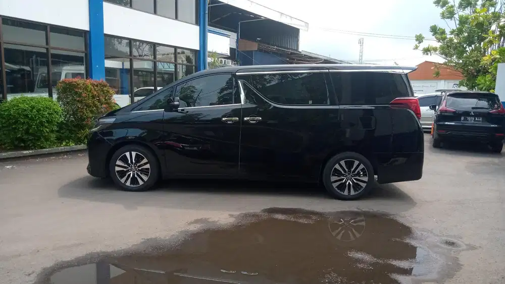 Toyota Alphard 2022 Bensin
