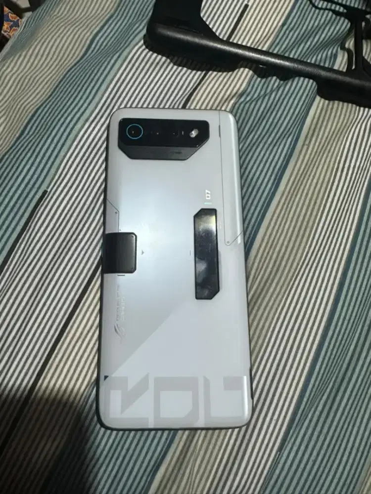 ROG 7 Ultimate 16/512