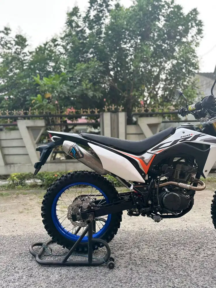 Honda CRF 150L Tahun 2023