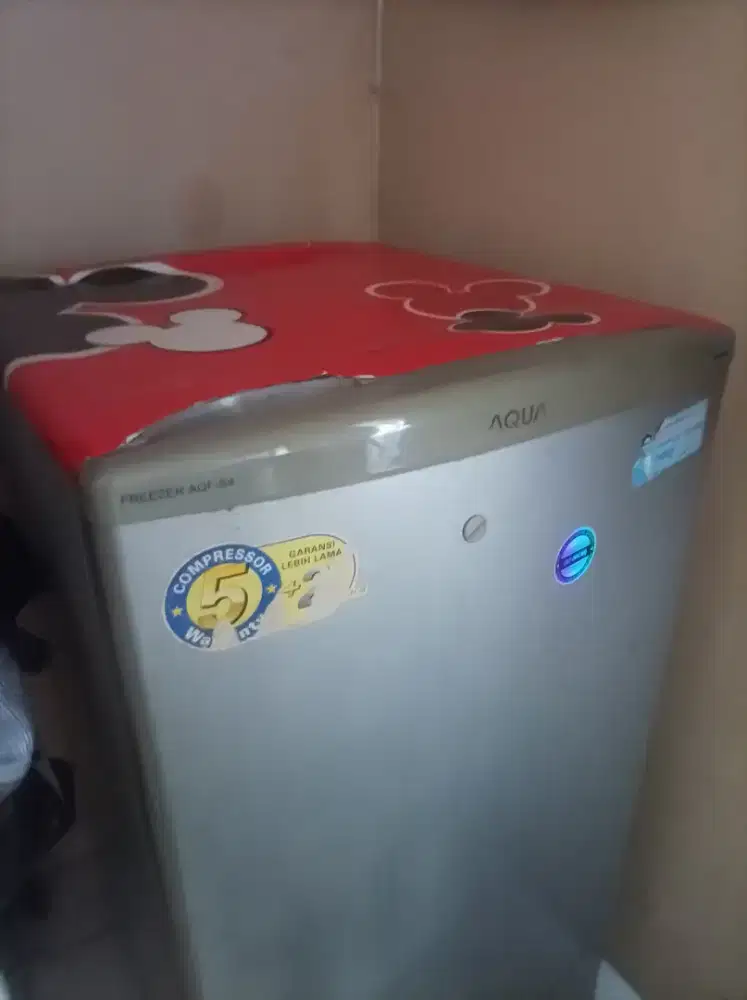 Freezer, masih berfungsi bagus