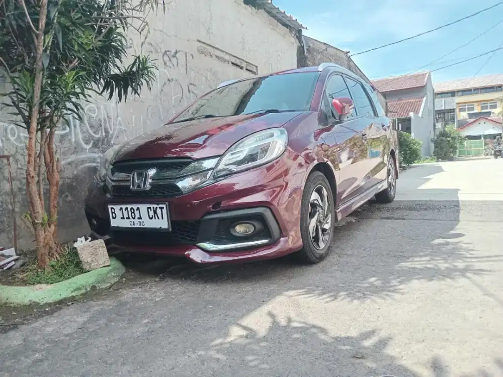 Honda new mobilo rs at th 2015