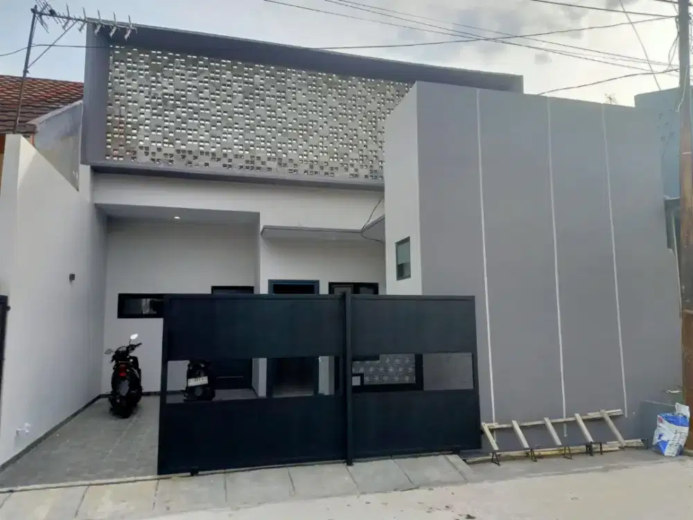 Dijual rumah strategis di pesona anggrek harapan jaya Bekasi Utara