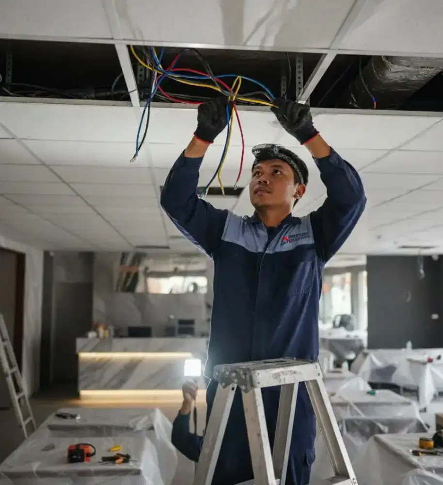 Tukang Pasang Instalasi Perbaikan Listrik Neonbox VideoTron Panggilan