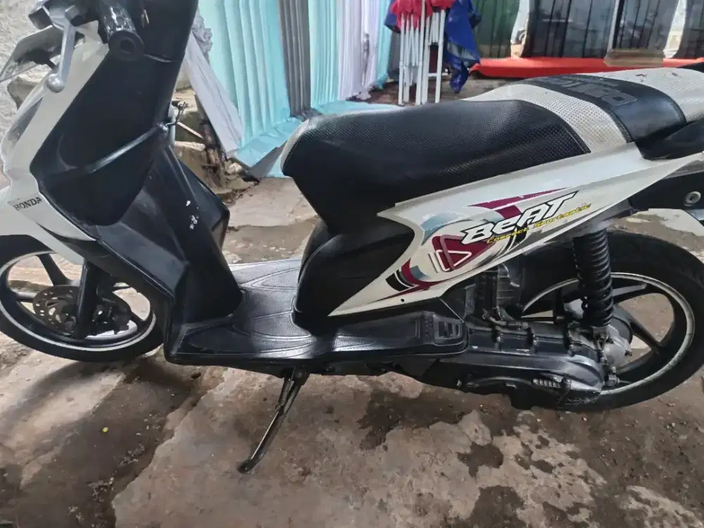Dijual honda beat tahun 2010 B DKI jakarta selatan pajak idup