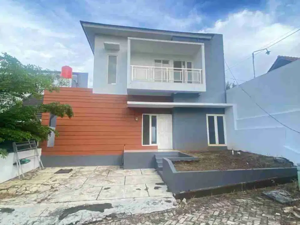 RUMAH READY 2 LANTAI CLUSTER NGALIYAN