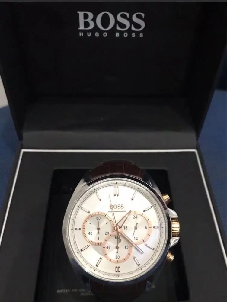 JAM TANGAN HUGO BOSS