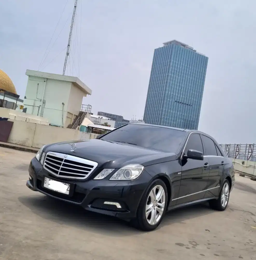 Mercedes Benz E300 Avantgarde 2010 W212