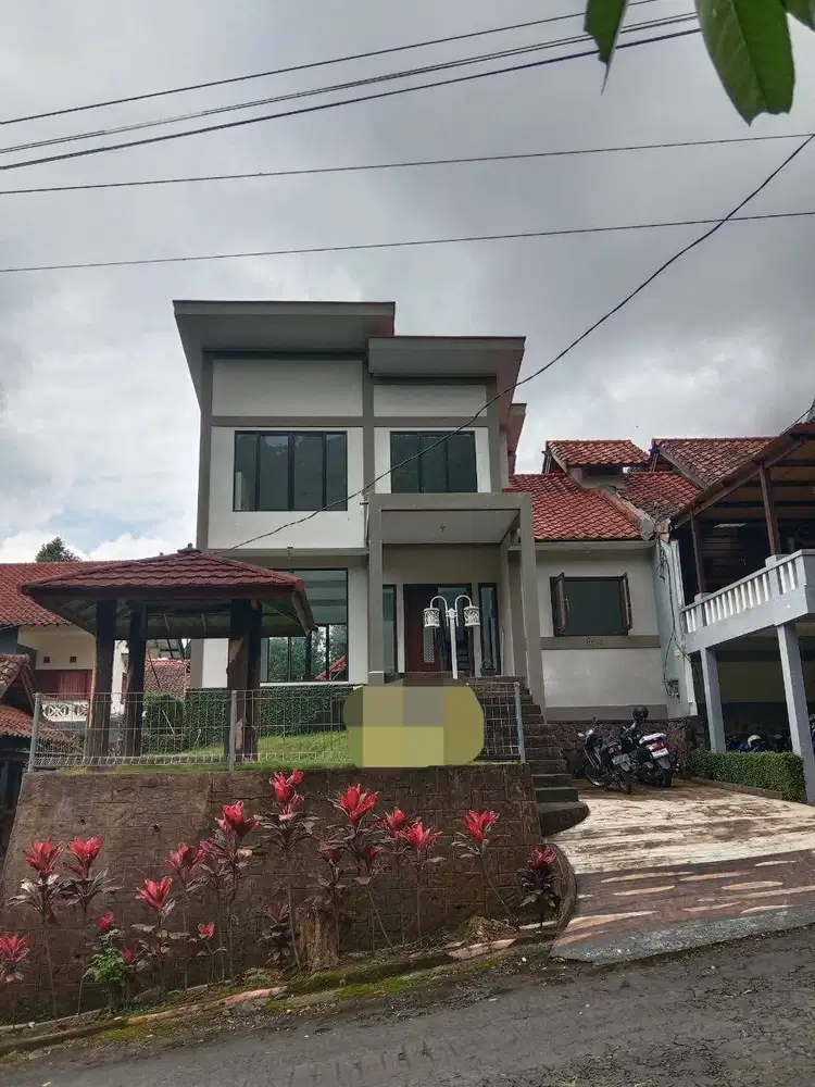 DIJUAL VILLA FULL FURNISH GRAND WHIZ TRAWAS - MOJOKERTO