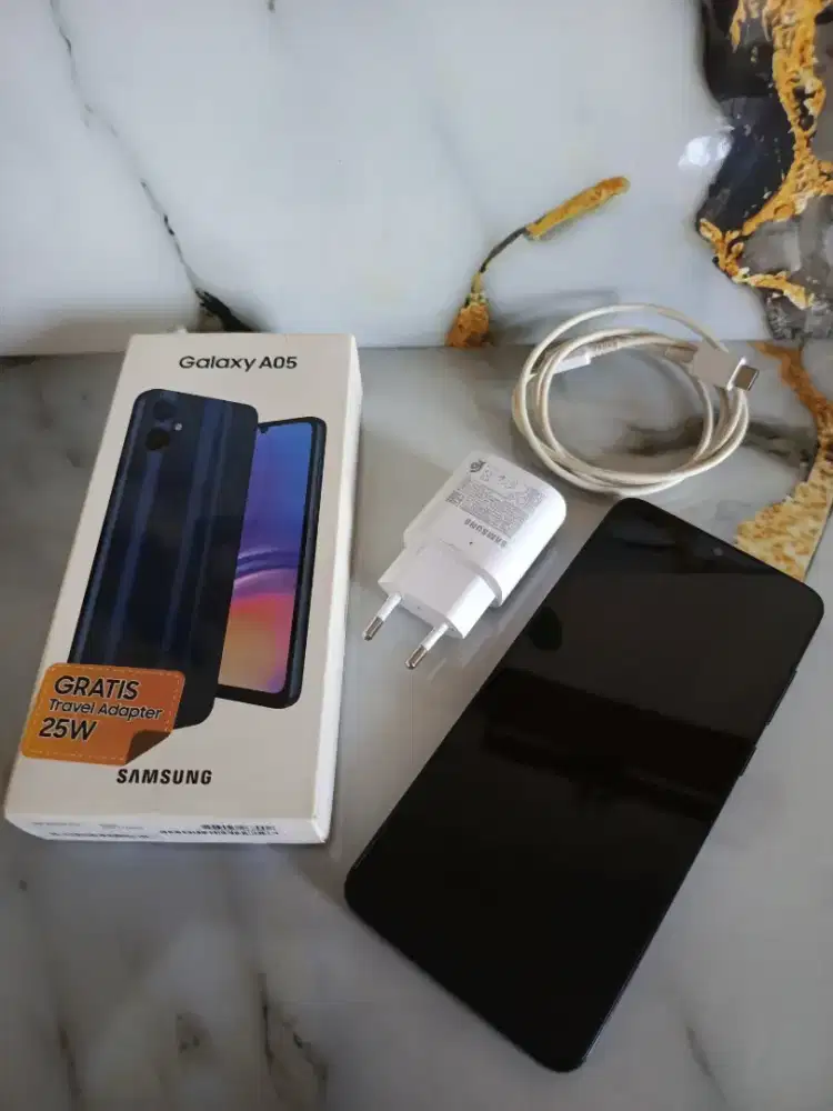 Samsung A05 4/128GB Hitam