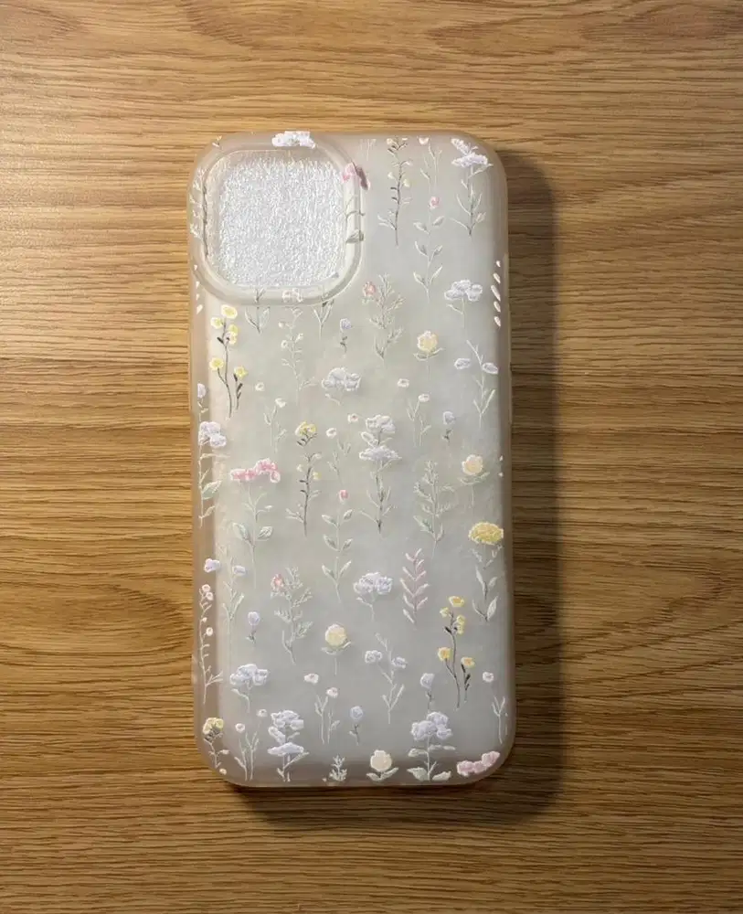 Softcase iPhone 15 - Minimalist Premium Feel