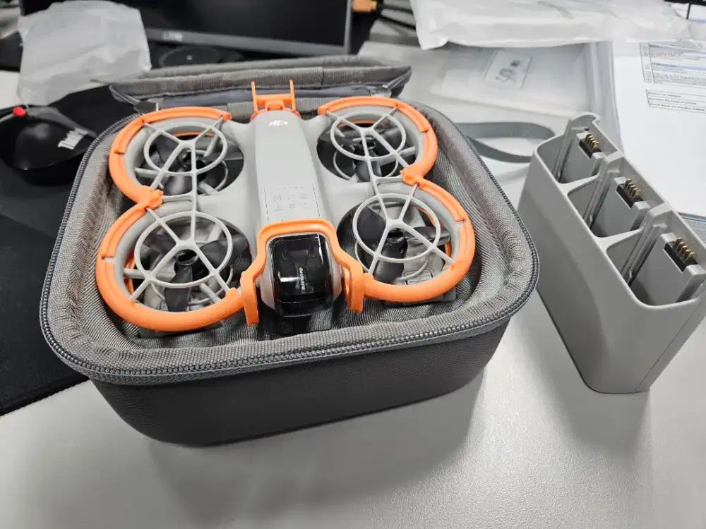 DJI Drone Neo lengkap dengan dus, charging Hub dan 3 battery