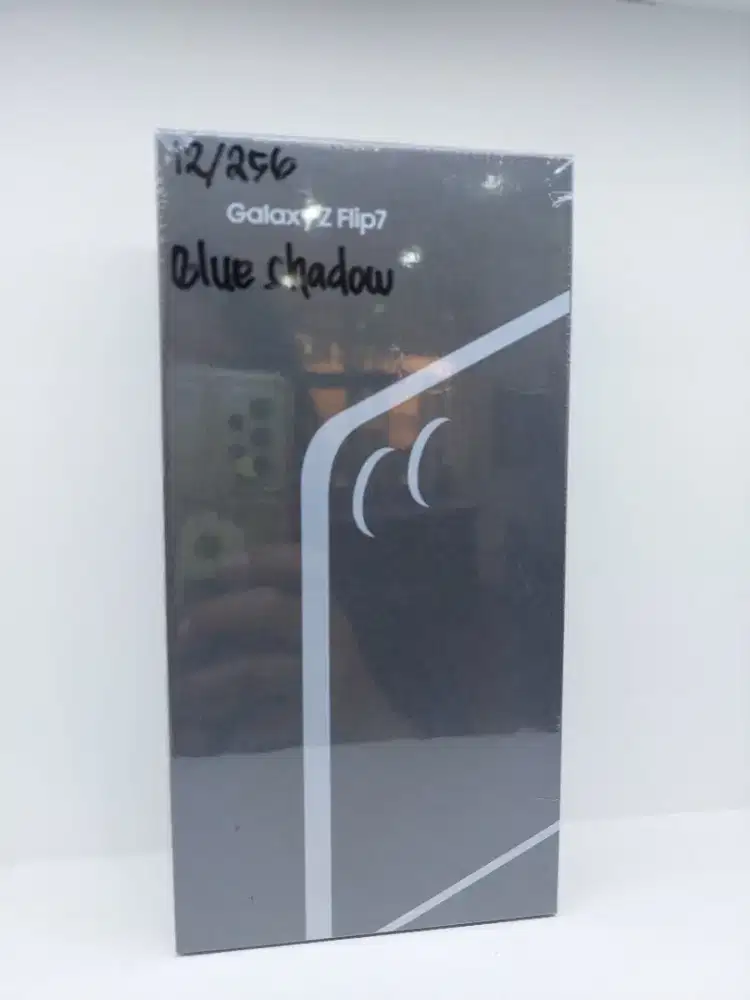 SAMSUNG Z FLIP 7 12/256 NEW SEGEL