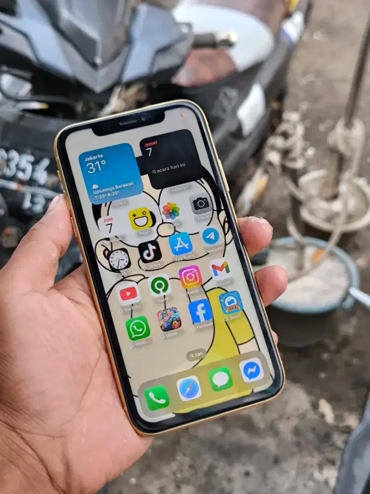 Iphone xr mulus siap pakai